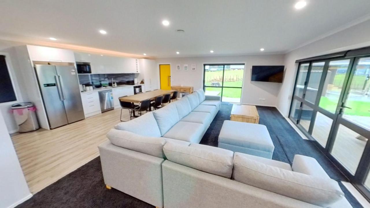 5 Bedroom, Solar On Snowmass Ohakune, Yellow Door Exteriör bild